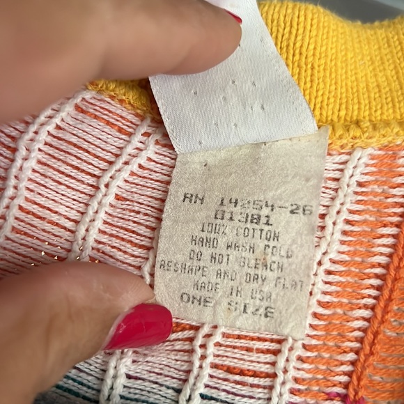 Vintage Clifford and Willis Plaid Vneck sweater - Picture 4 of 5